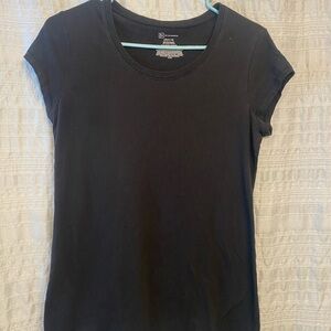 NO BOUNDARIES Large Black Short Sleeve Top